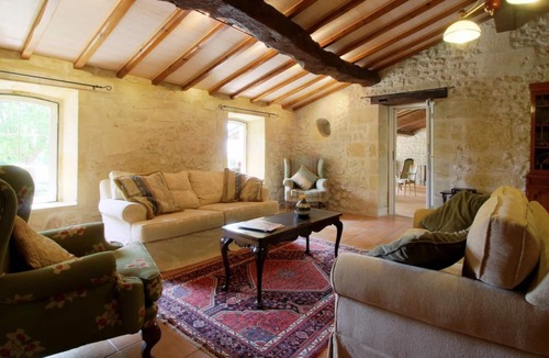 Belves-de-Castillon House | Château Claud Bellevue