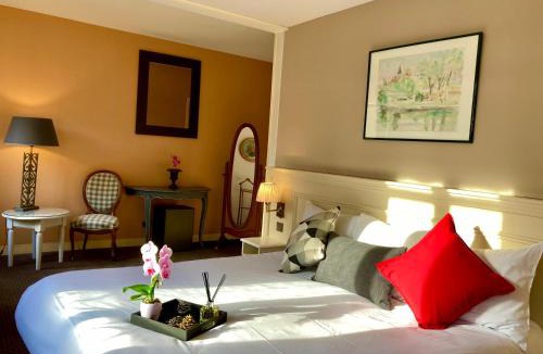 Vieux-Villez Hotel | Château Corneille