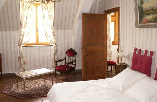 Saint-Cyr-en-Talmondais Other | Château de la Court d'Aron