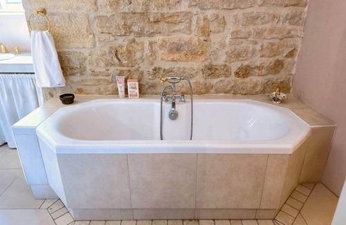 Terrasson-la-Villedieu Bed & Breakfast | Château de Gaubert - Romance