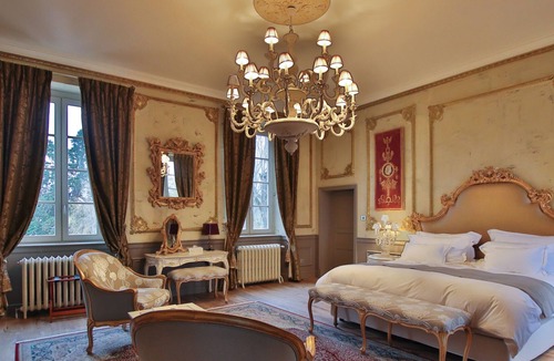 Ouches House | Château d'Origny