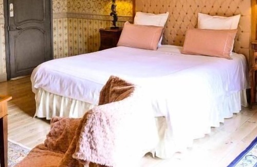 Ouches House | Château d'Origny