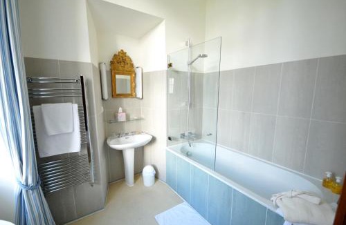 Orion House | Château d’Orion