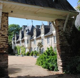 Pouance House | Château dans le calme de l'Anjou