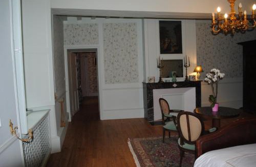 Pouance House | Château dans le calme de l'Anjou