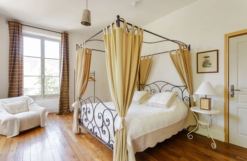 Barbirey-sur-Ouche Other | Château de Barbirey