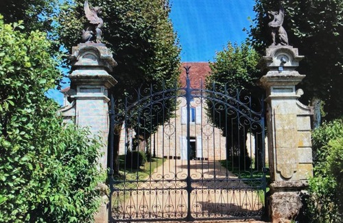 Figeac Bed & Breakfast | Château de Bataillé