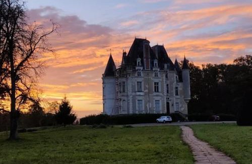 Villaines-la-Gonais Bed & Breakfast | Château de Beauchamp en Sarthe