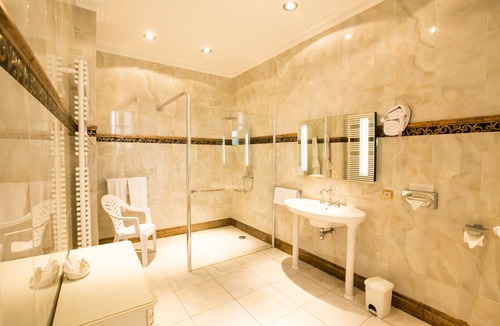 Bayeux Hotel | Château de Bellefontaine