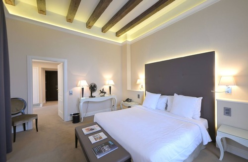 Cheserex Hotel | Château de Bonmont