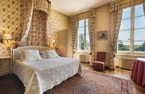 Vergoncey Bed & Breakfast | Château de Boucéel - Mont Saint Michel