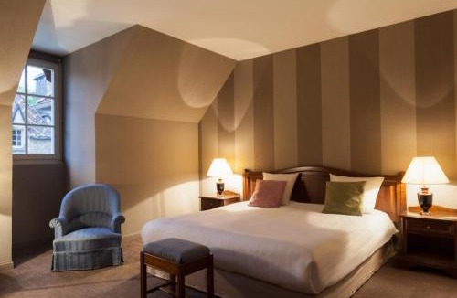 Cubry Hotel | Château de Bournel