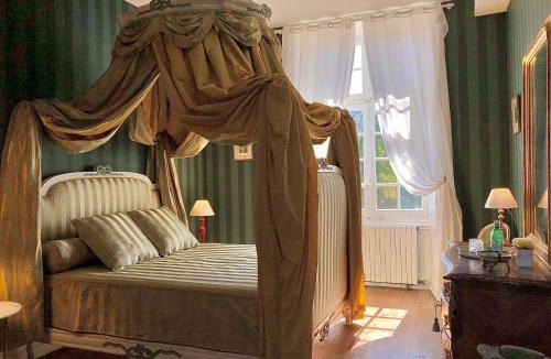 Saint-Dolay Bed & Breakfast | Château de Cadouzan