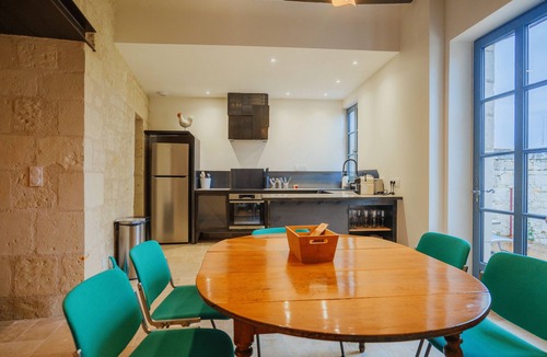 Candes-Saint-Martin Apartment | Château de Candes Art et Spa