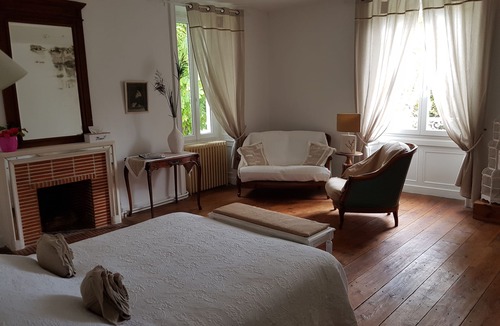 Cherves-Richemont House | Château de Champblanc