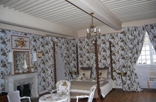 Olliergues House | Château de Chantelauze