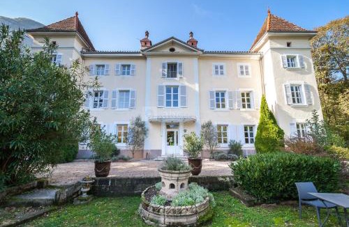 Noyarey House | Château de Chaulnes