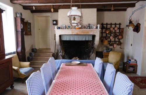 Choloy-Menillot House | Château de Choloy