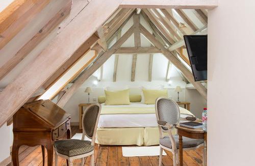 Recques-sur-Hem Hotel | Château De Cocove