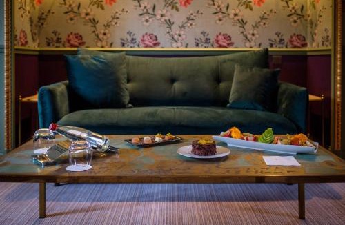 Courcelles-sur-Vesles Hotel | Château de Courcelles - Relais & Châteaux