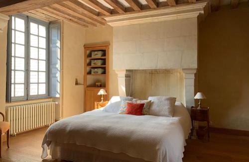 Beaumont-Pied-de-Boeuf Bed & Breakfast | Château de la Faverie chambres d hôtes