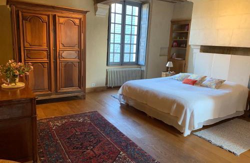 Beaumont-Pied-de-Boeuf Bed & Breakfast | Château de la Faverie chambres d hôtes