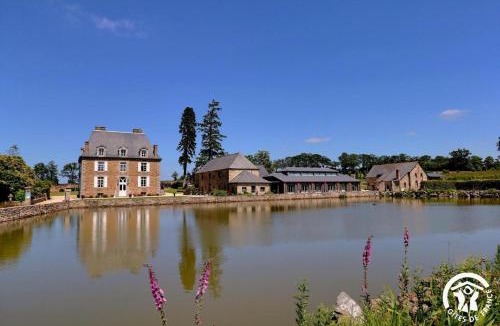 Mezieres-sur-Couesnon Bed & Breakfast | Château de la giraudais