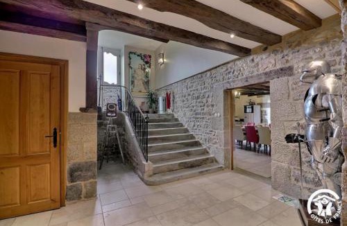 Mezieres-sur-Couesnon Bed & Breakfast | Château de la giraudais