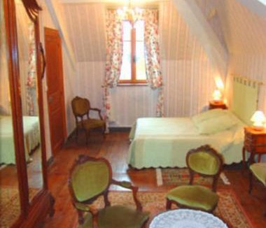 Saint-Cyr-en-Talmondais Bed & Breakfast | Château de la Court d'Aron