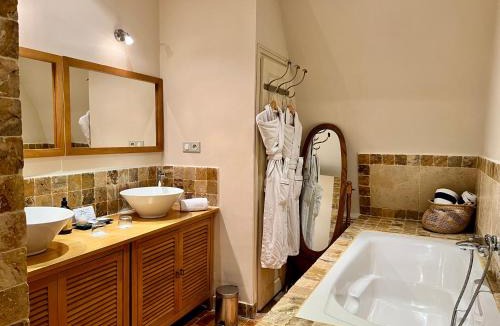 Saint-Georges-sur-Loire Hotel | Château de l'Epinay