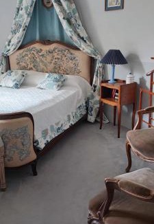 Saint-Sulpice-en-Pareds Bed & Breakfast | Château de la Mothe