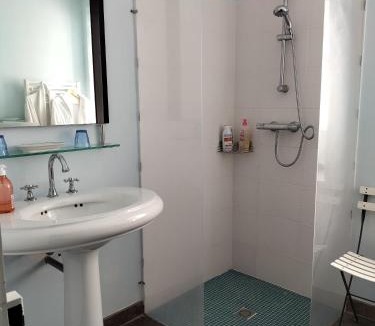 Saint-Sulpice-en-Pareds Bed & Breakfast | Château de la Mothe
