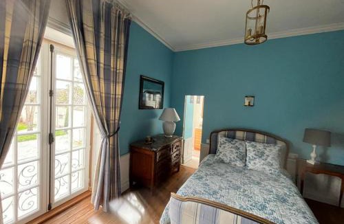 Neuville-au-Plain Bed & Breakfast | Château de Grandval - Sainte Mere Eglise