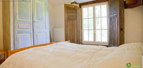 Joyeux House | Château de Joyeux - Gîtes