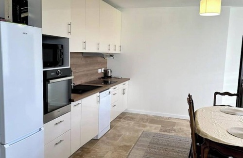 Montfort-sur-Risle House | Château de la folie