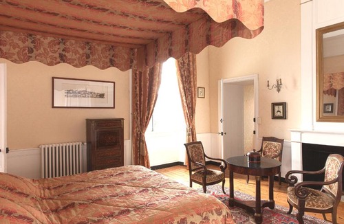 Bazouges-la-Perouse Hotel | Château de La Ballue - Teritoria