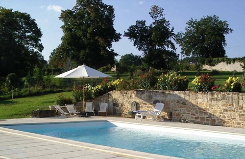 Isle House | Château de la Chabroulie