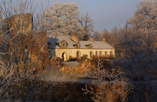 Hardanges Bed & Breakfast | Château de la Chasse-Guerre