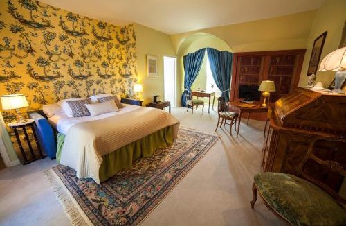 La Flocelliere Bed & Breakfast | Château de la Flocellière