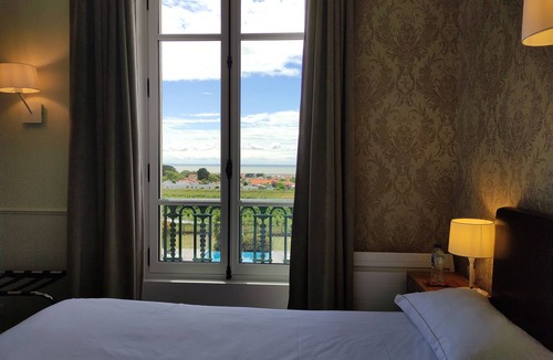 La Rogere Hotel | Château de la Gressière