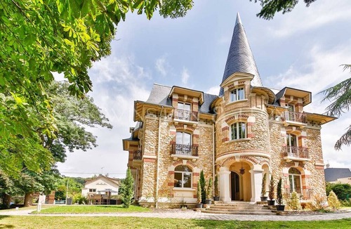 Saint-Leu-la-Foret House | Château de La Feuilleraie