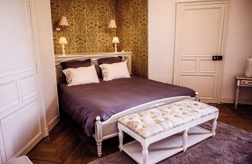 Vallon-sur-Gee Bed & Breakfast | Château de la Grange Moreau - Marquise de Montesson Suite