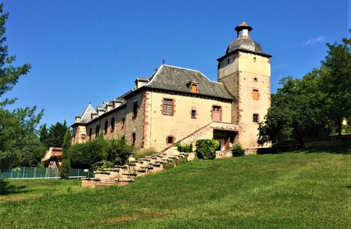 Onet-le-Chateau House | Château de La Roquette