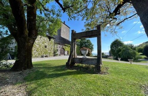 Cruet Bed & Breakfast | Château De La Rive