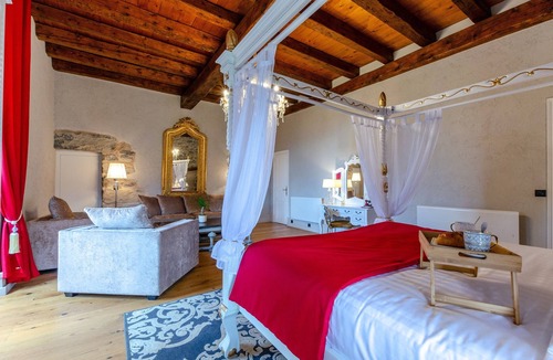 Cruet Bed & Breakfast | Château de la Rive – Romantic Suite – 2 Guests