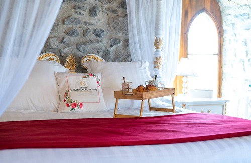 Cruet Bed & Breakfast | Château de la Rive – Romantic Suite – 2 Guests