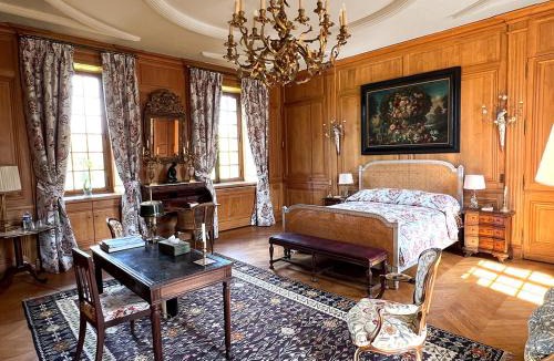 Pontgouin Bed & Breakfast | Château de La Rivière