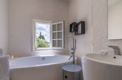 Vivy House | Château de la Ronde - Avec piscine et jacuzzi