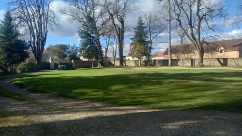 Saint-Marcel House | Château de la villeneuve