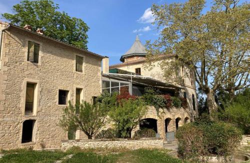 Calvisson Villa | Château de Livière